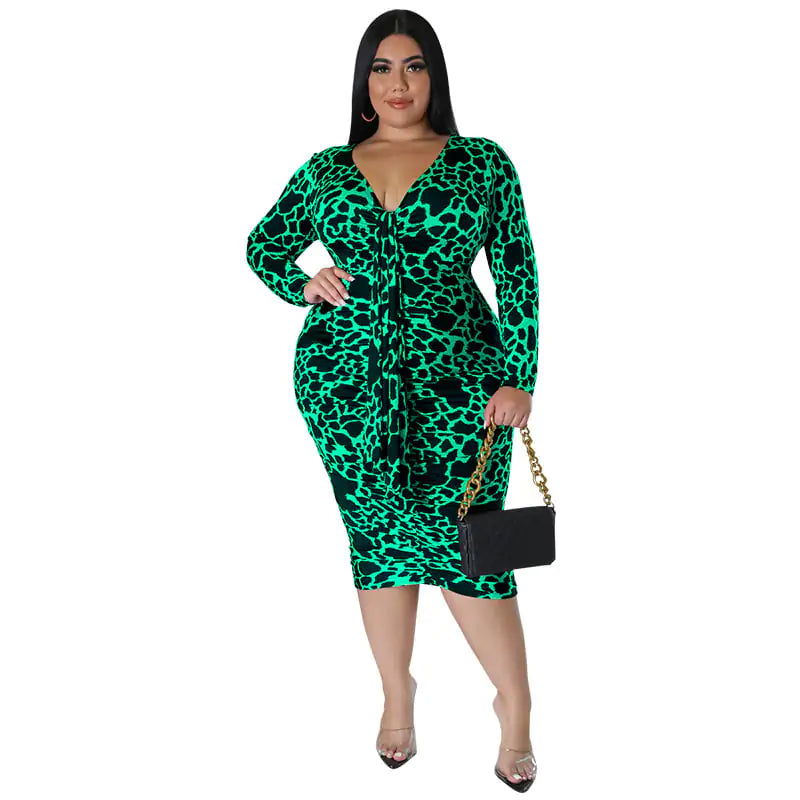 Plus Size Women's Leopard Print Sheath Dress